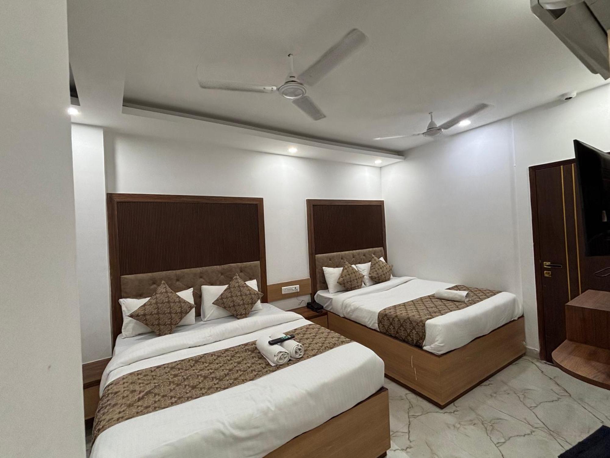 Cg Internationl By Sweet Guest House Нью-Дели Экстерьер фото
